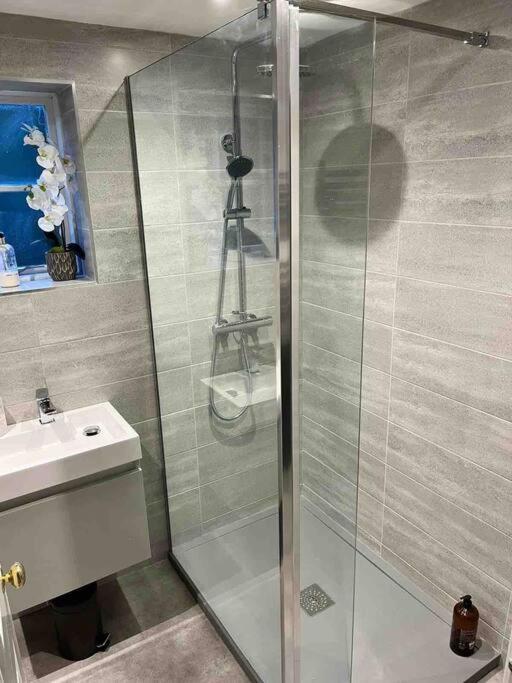 Bakewell- Super Central 2 Bed Apartment Экстерьер фото